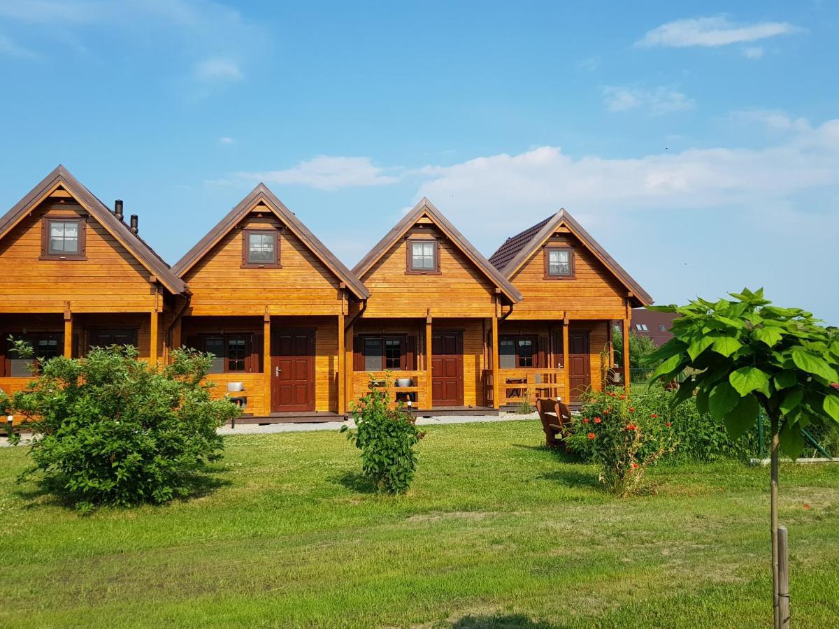 Domki Morskie Opowiesci Mikoszewo Exterior foto